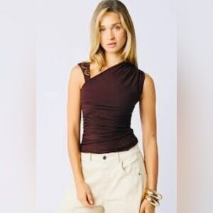 Olivaceous Women's Sleeveless chocolate  asymmetric ruched Top. Size Med. NWT